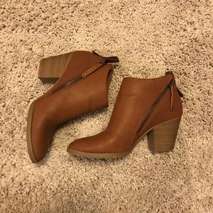Brown Heel Ankle Boots Size 9.5